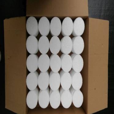  ZAŚLEPKI STYROPIANOWE BIAŁE 100szt.